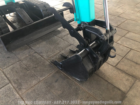 014.06 Komatsu PC28UU Mini Excavator S/N 5954