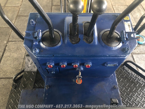 014.01 Komatsu PC05-1 Mini Excavator S/N 2181