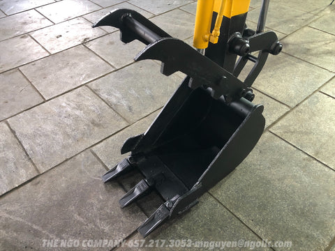 015.03 Komatsu PC20-3 Mini Excavator S/N 17239