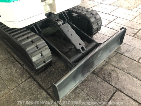 015.06 Komatsu PC28UU Mini Excavator S/N 3049