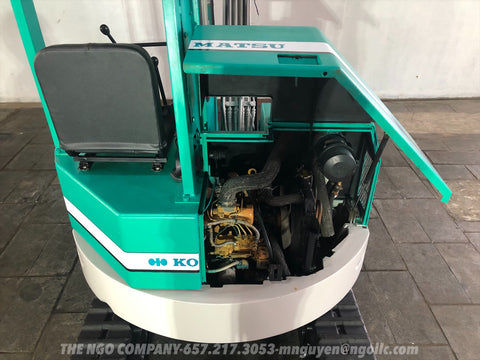 015.06 Komatsu PC28UU Mini Excavator S/N 3049