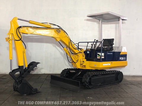 015.02 Komatsu PC10-5 Mini Excavator S/N 8572