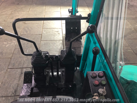 015.05 Komatsu PC28UU Mini Excavator S/N 2269