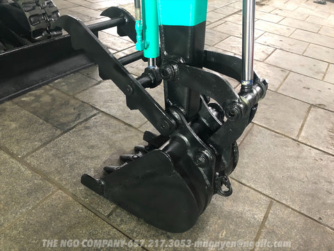 015.05 Komatsu PC28UU Mini Excavator S/N 2269