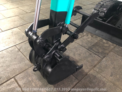 015.05 Komatsu PC28UU Mini Excavator S/N 2269