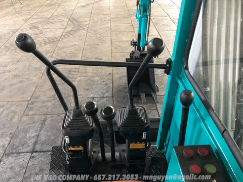 012.03 Komatsu PC28UU Mini Excavator S/N 4402