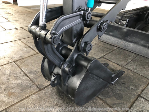 012.03 Komatsu PC28UU Mini Excavator S/N 4402