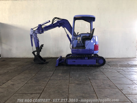 012.04 Komatsu PC28UU-2 Mini Excavator S/N 7660