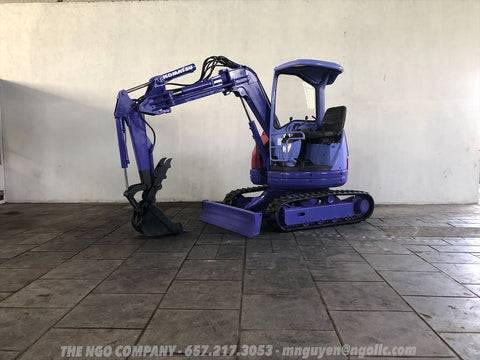 012.04 Komatsu PC28UU-2 Mini Excavator S/N 7660