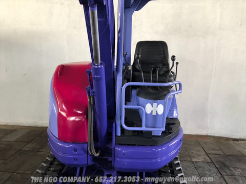 012.04 Komatsu PC28UU-2 Mini Excavator S/N 7660