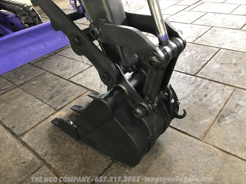 012.04 Komatsu PC28UU-2 Mini Excavator S/N 7660