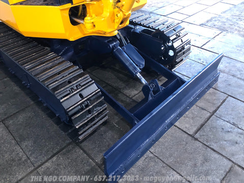 012.01 Komatsu PC10-3 Mini Excavator S/N 5740