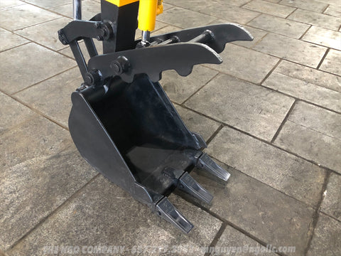 012.01 Komatsu PC10-3 Mini Excavator S/N 5740