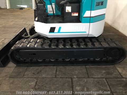 012.05 Komatsu PC38UU Mini Excavator S/N 2672