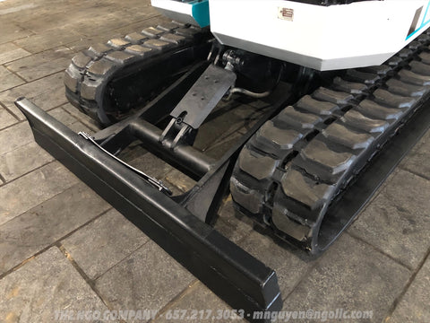 012.05 Komatsu PC38UU Mini Excavator S/N 2672