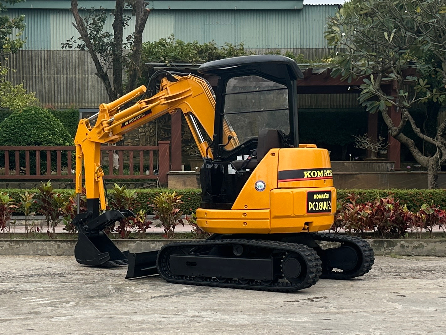 038.01 Komatsu PC28UU-2 Mini Excavator S/N 9376 – The NGO