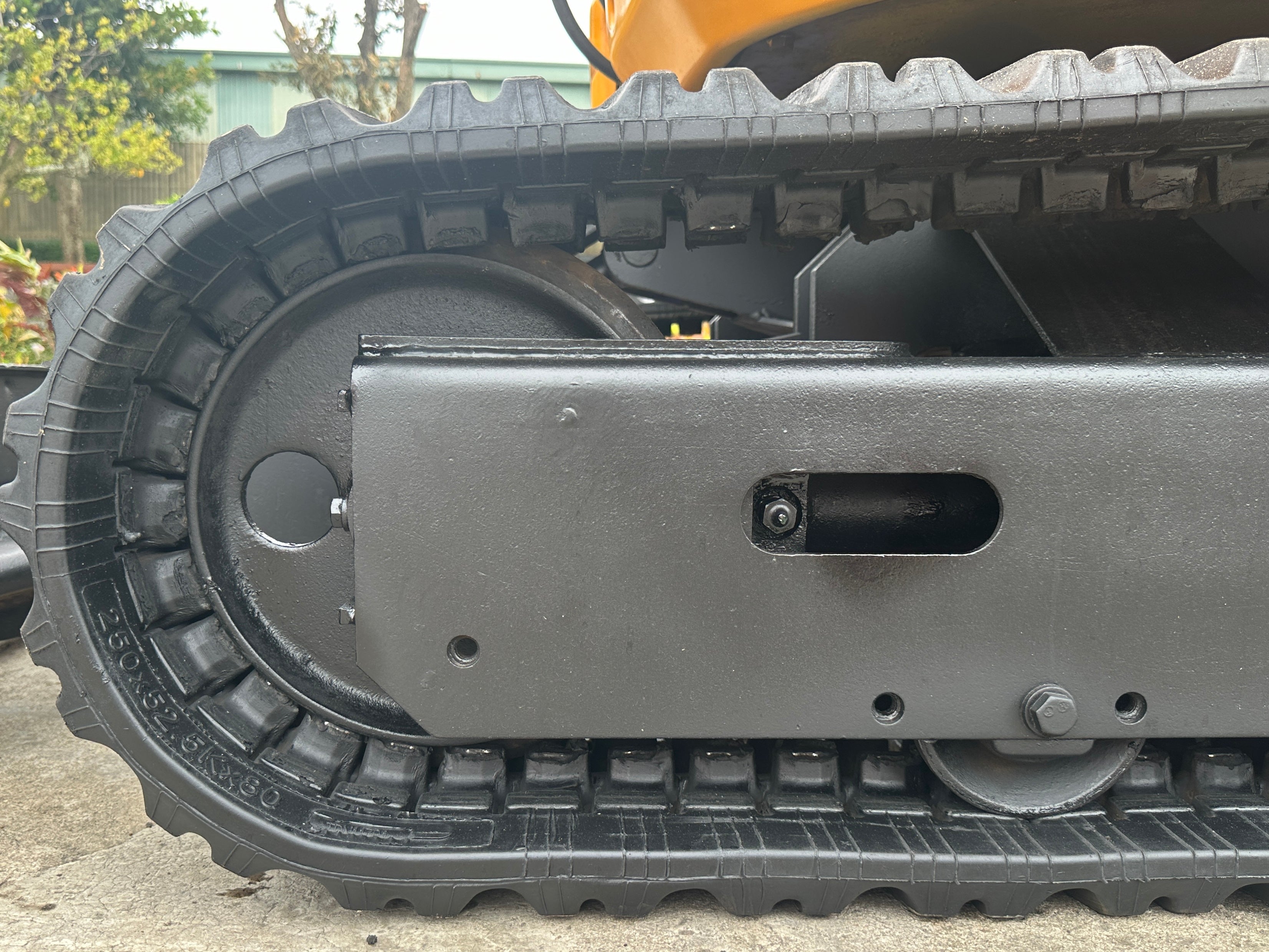038.01 Komatsu PC28UU-2 Mini Excavator S/N 9376 – The NGO