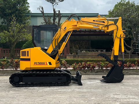 038.04 Komatsu PC50UU Mini Excavator S/N 5253 w/ Enclosed Cabin