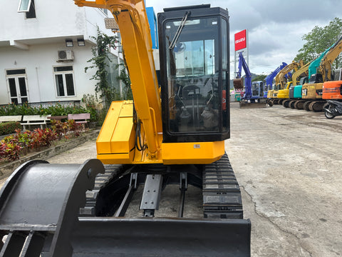 038.04 Komatsu PC50UU Mini Excavator S/N 5253 w/ Enclosed Cabin