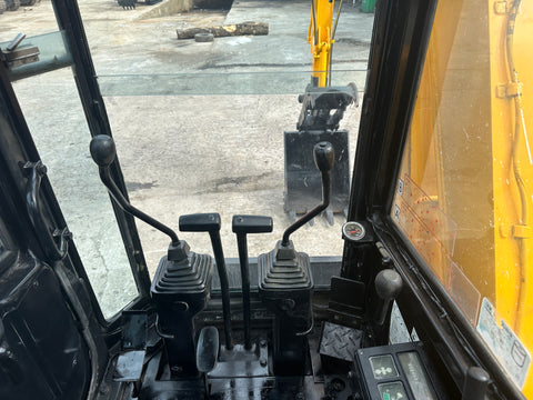 038.04 Komatsu PC50UU Mini Excavator S/N 5253 w/ Enclosed Cabin