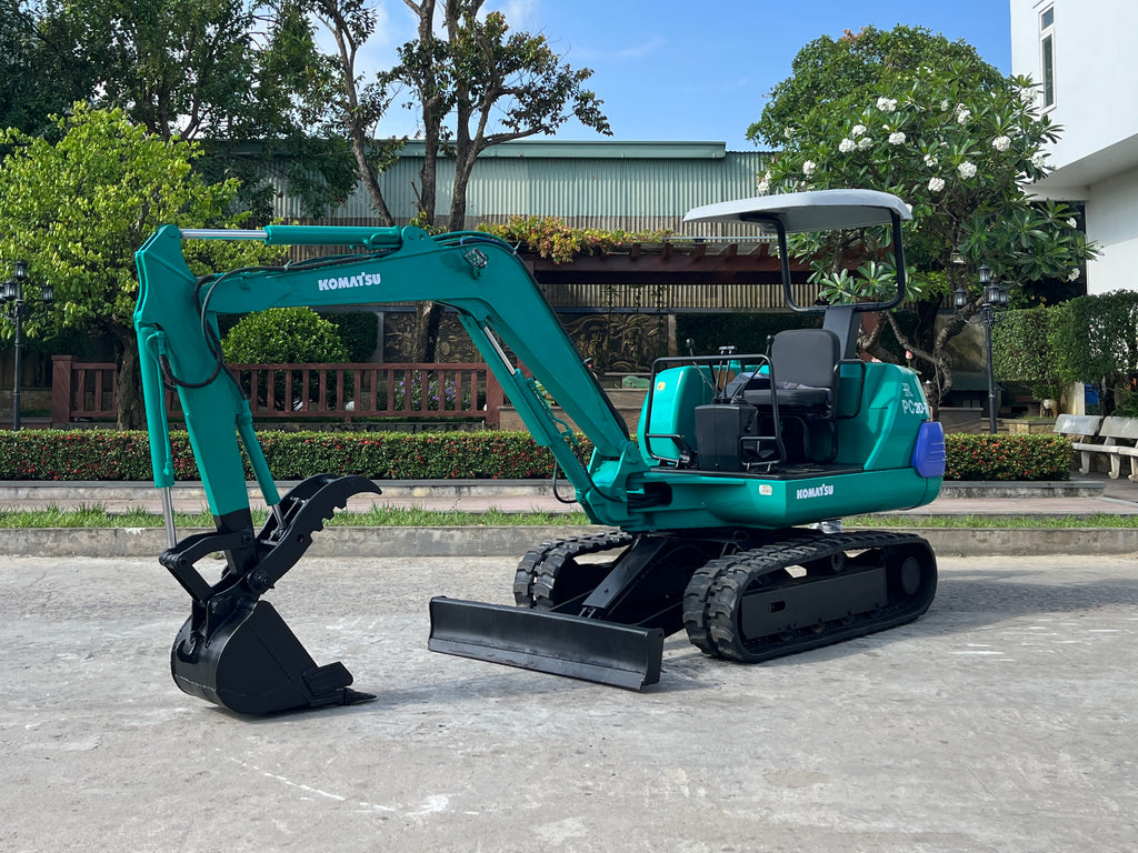 031.01 Komatsu PC20-7 Mini Excavator S/N 35718 – The NGO Company