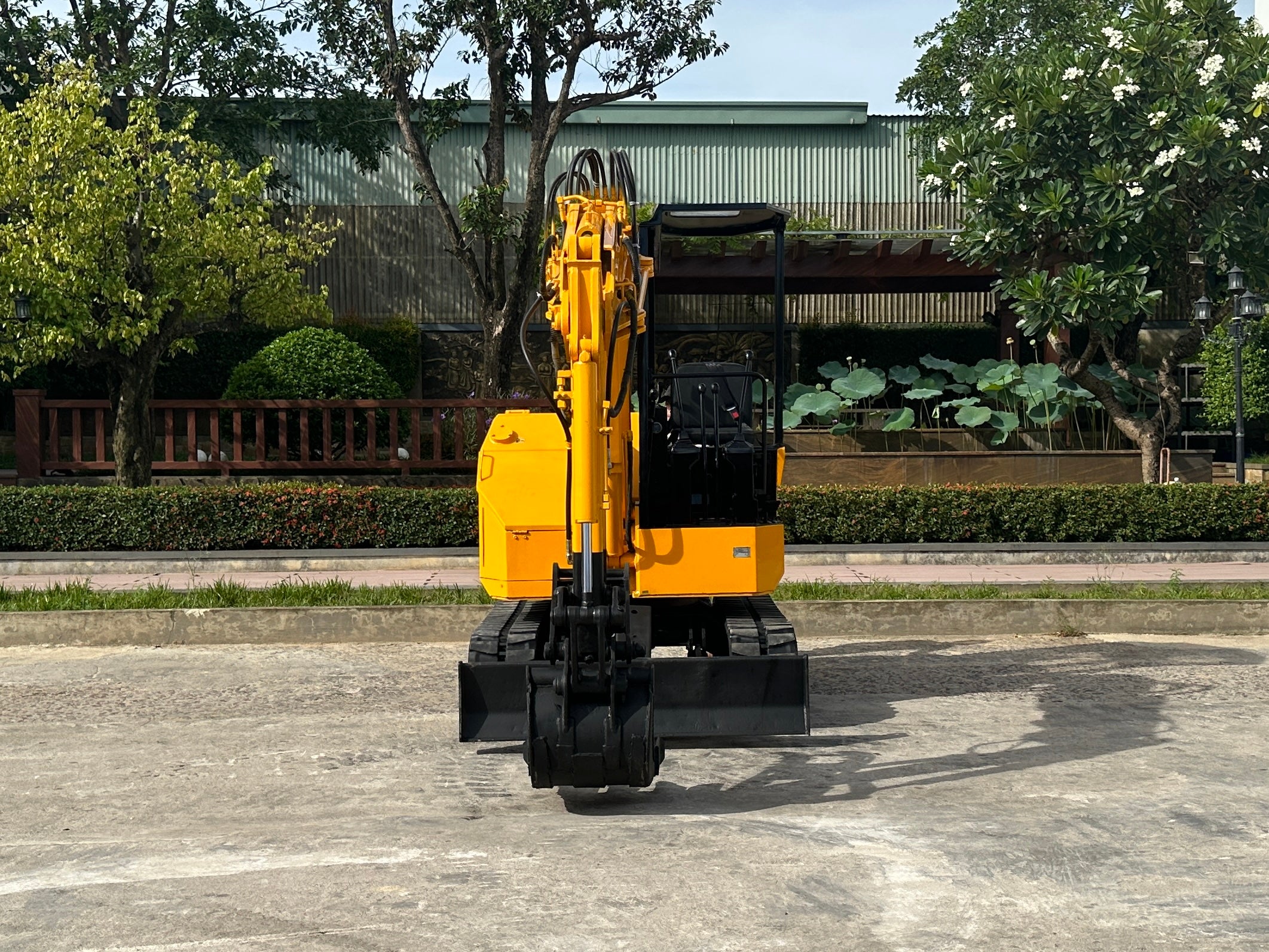 034.02 Komatsu PC28UU Mini Excavator S/N 6749 – The NGO Company