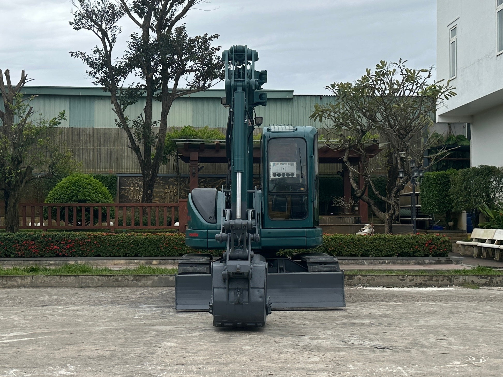 036.04 Komatsu PC75UU-3 Mini Excavator S/N 16390 – The NGO Company