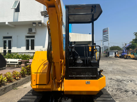 037.03 Komatsu PC38UU Mini Excavator S/N 1460 w/ Quick Coupler