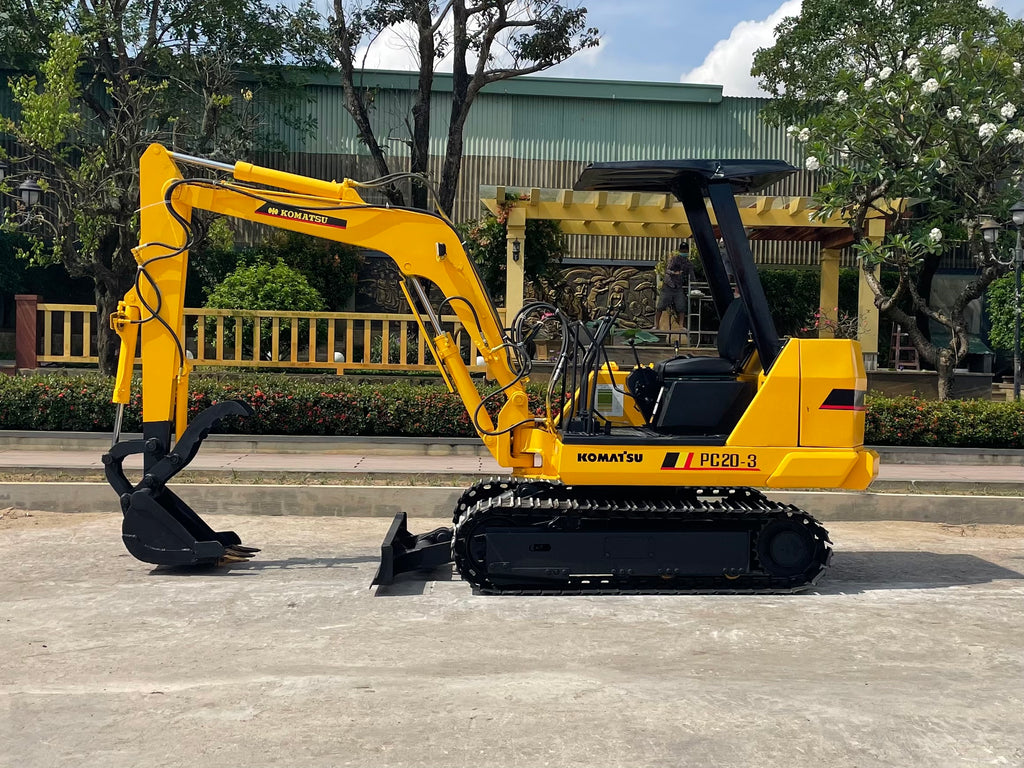 025.03 Komatsu PC20-3 Mini Excavator S/N 17388 – The NGO Company