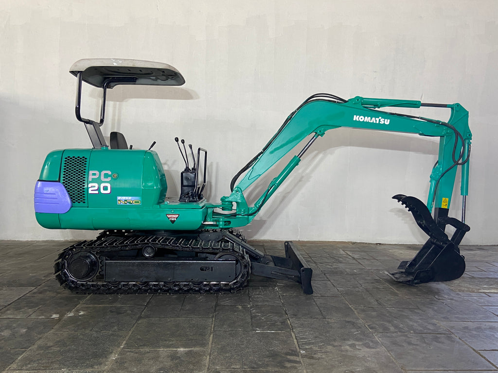 018.05 Komatsu PC20-7 Mini Excavator S/N 39262 – The NGO Company