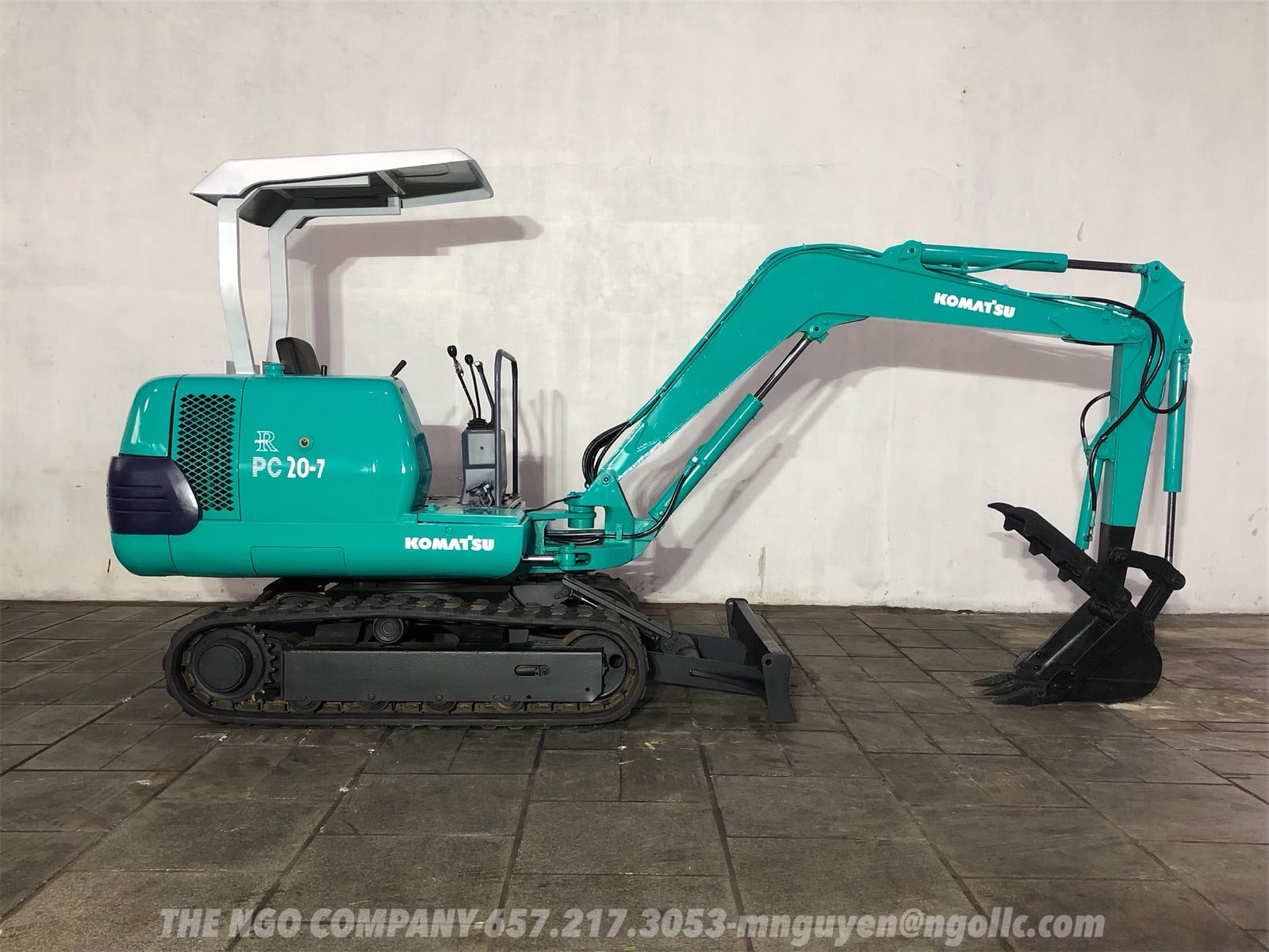 016.04 Komatsu PC20-7 Mini Excavator S/N 38361 – The NGO Company