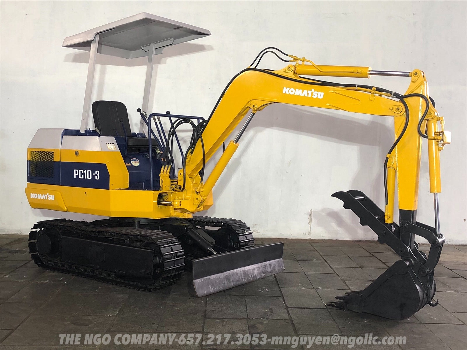 015.01 Komatsu PC10-3 Mini Excavator S/N 5701 – The NGO Company